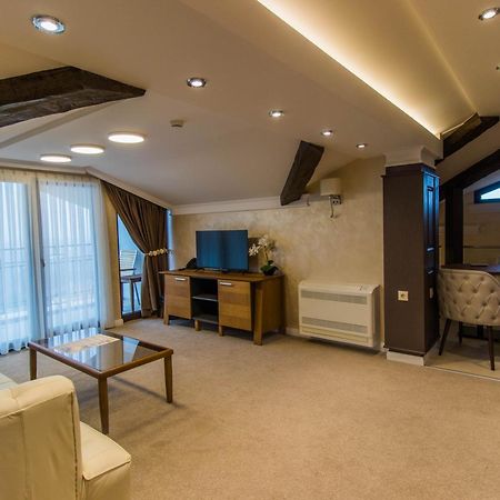 Hotel Bohemi Haskovo Luaran gambar