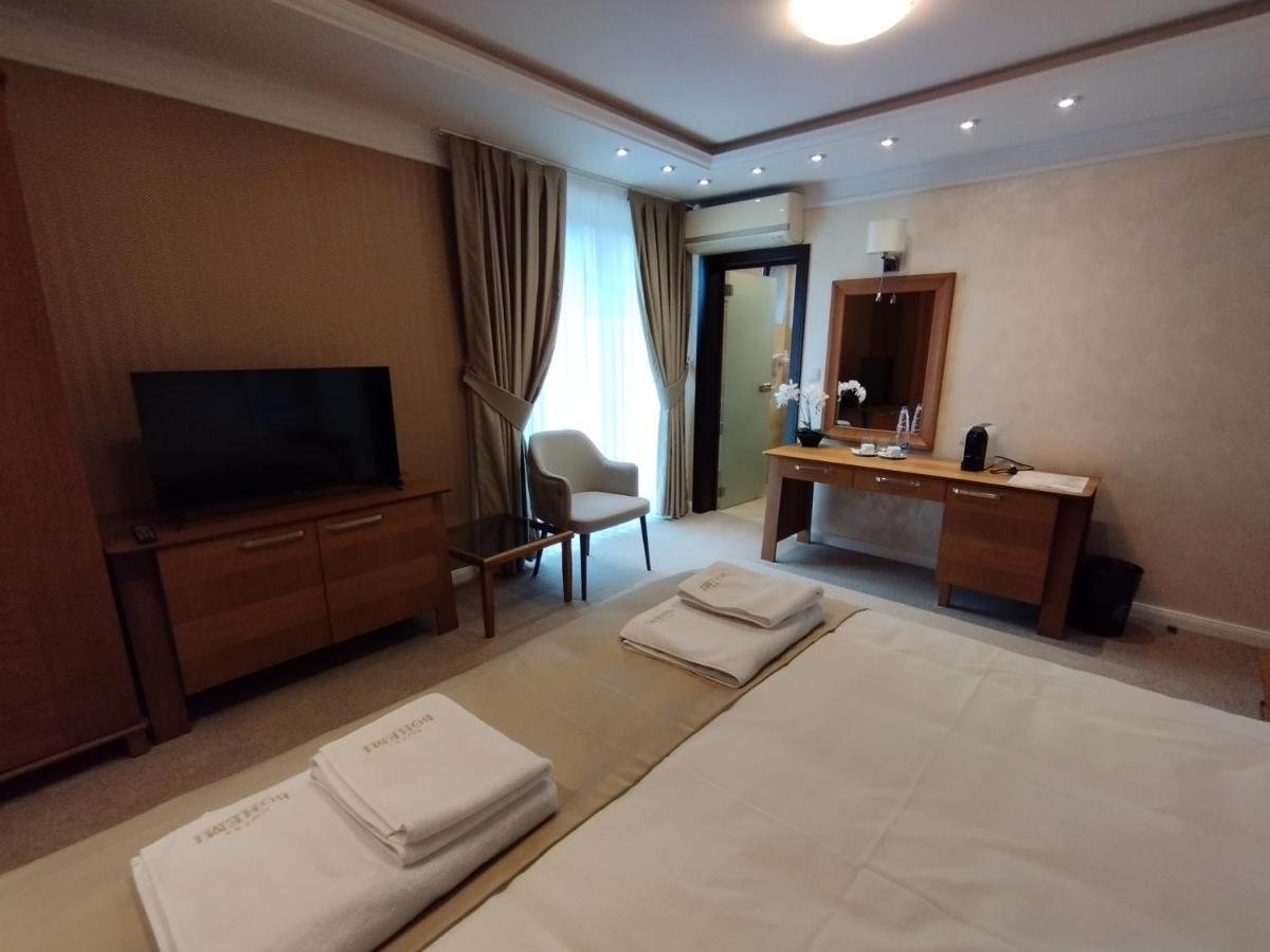 Hotel Bohemi Haskovo Luaran gambar