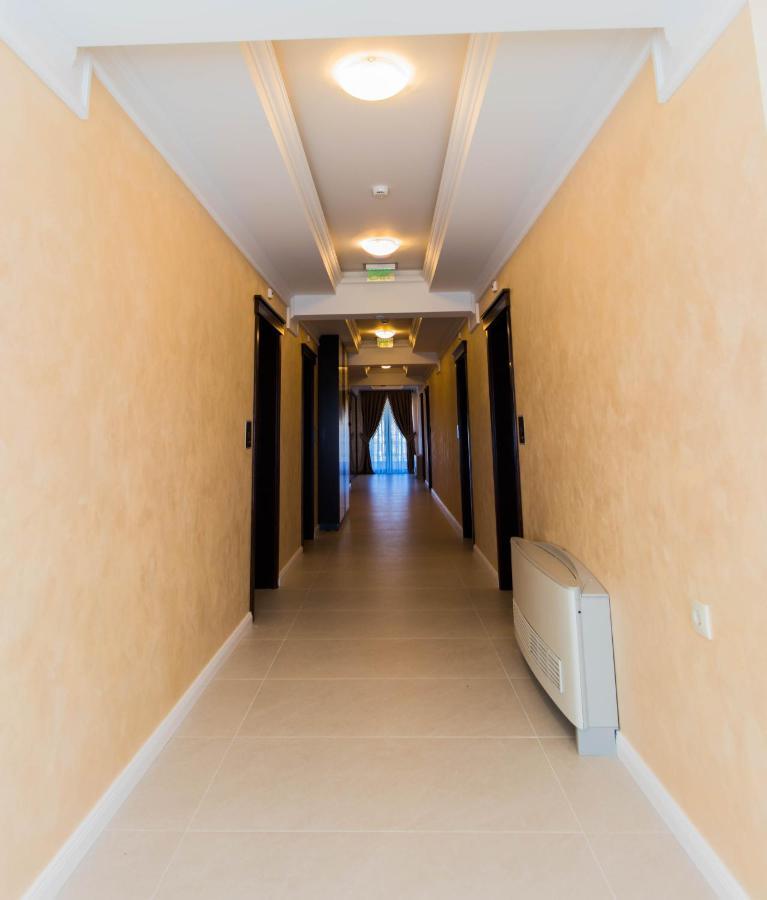 Hotel Bohemi Haskovo Luaran gambar