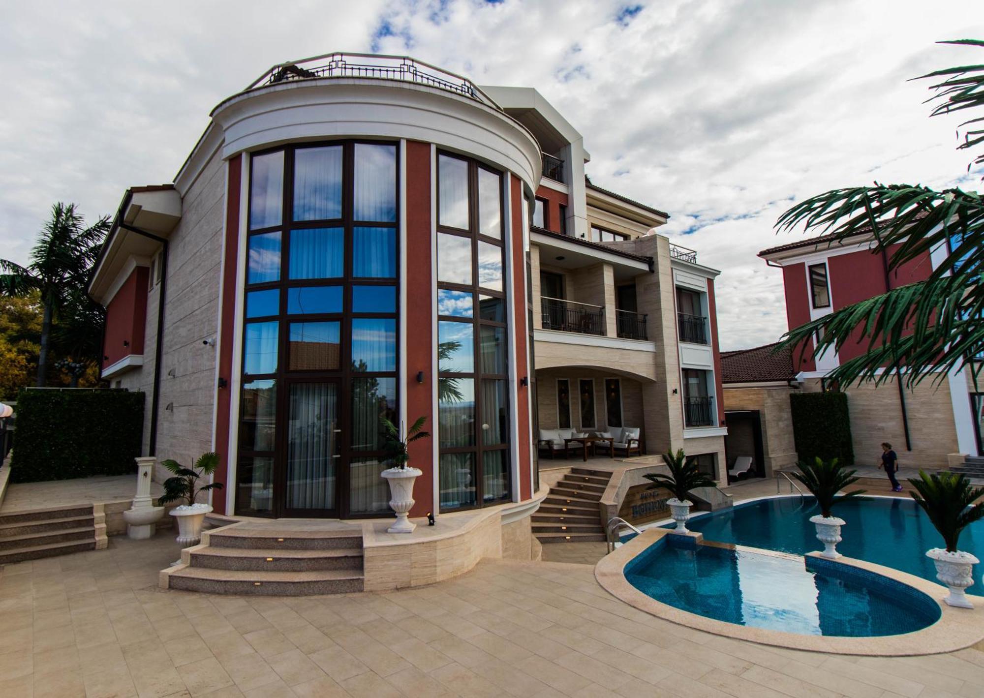 Hotel Bohemi Haskovo Luaran gambar